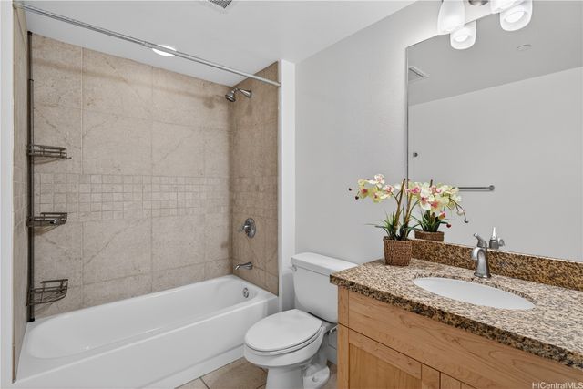 600 Queen Street 2703, Honolulu, HI 96813