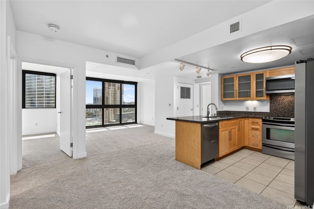 600 Queen Street 2703, Honolulu, HI 96813