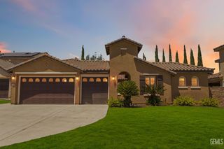 5504 Tapia Court, Bakersfield, CA 93306