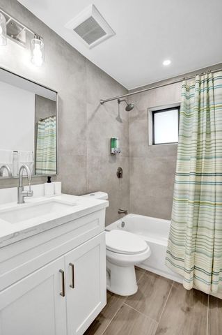 1001 SE 13th Court, Deerfield Beach, FL 33441