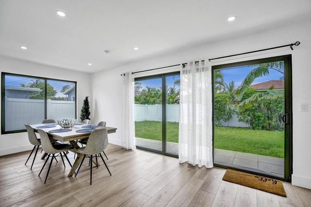 1001 SE 13th Court, Deerfield Beach, FL 33441