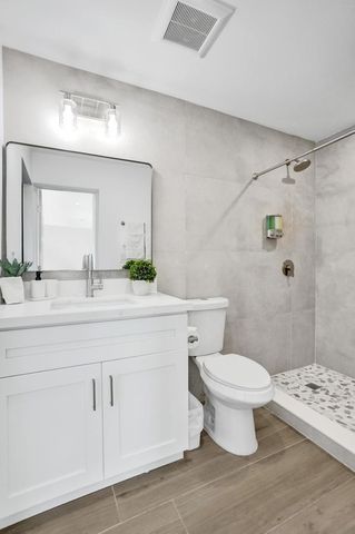 1001 SE 13th Court, Deerfield Beach, FL 33441