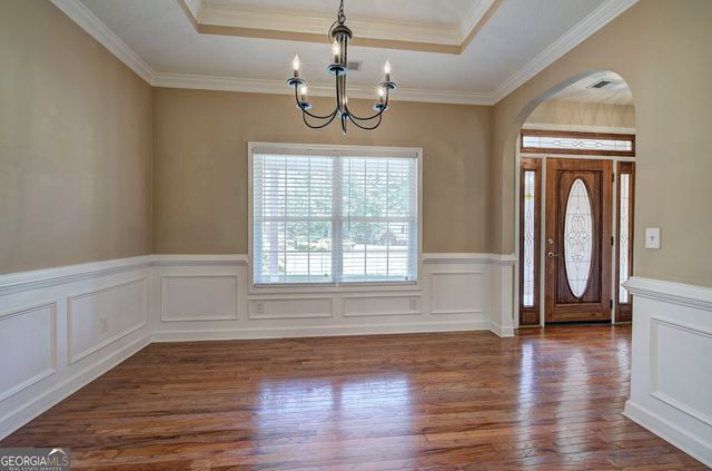 20 Spring Lake Trail NE, White, GA 30184