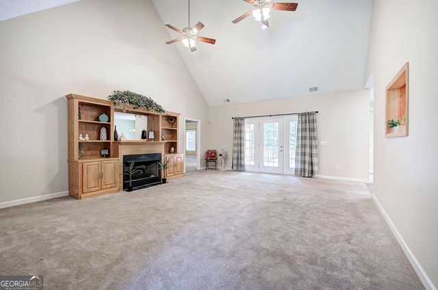 20 Spring Lake Trail NE, White, GA 30184