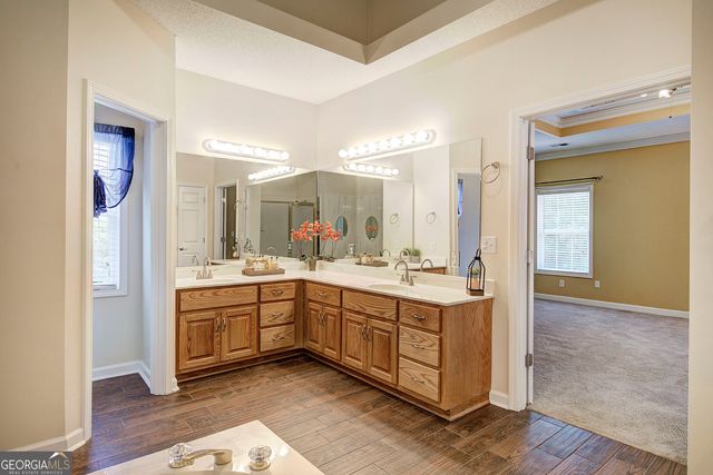 20 Spring Lake Trail NE, White, GA 30184