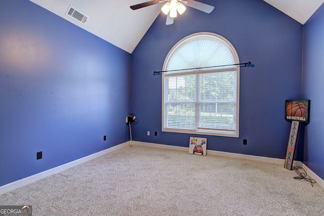 20 Spring Lake Trail NE, White, GA 30184