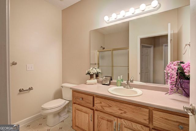 20 Spring Lake Trail NE, White, GA 30184