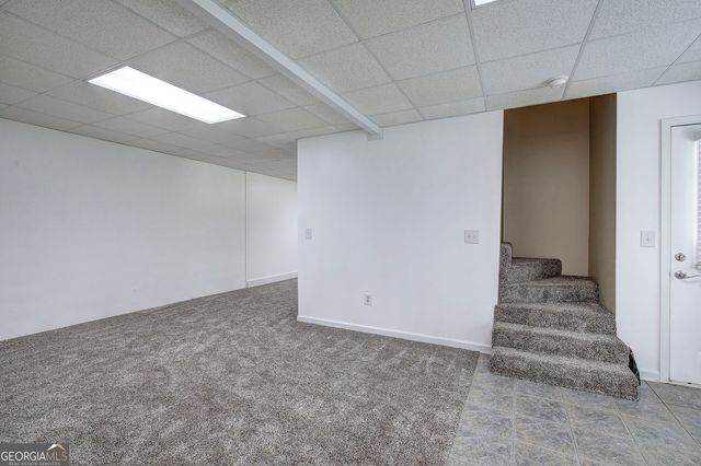 20 Spring Lake Trail NE, White, GA 30184