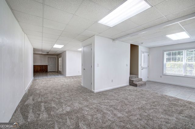 20 Spring Lake Trail NE, White, GA 30184