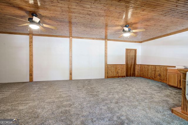 20 Spring Lake Trail NE, White, GA 30184