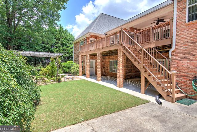 20 Spring Lake Trail NE, White, GA 30184
