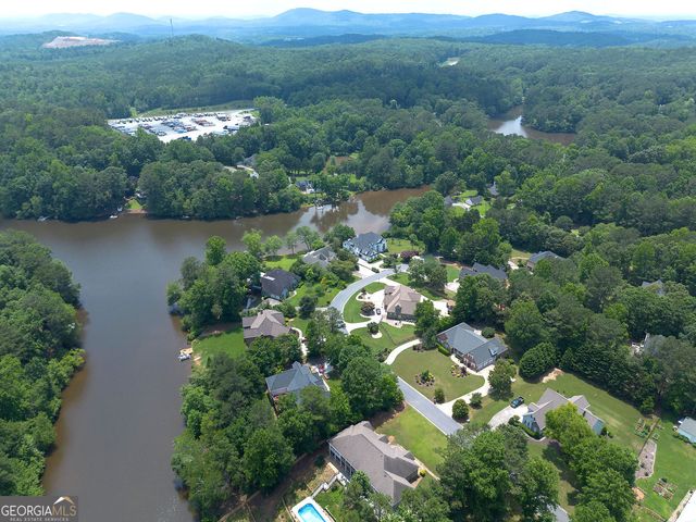 20 Spring Lake Trail NE, White, GA 30184