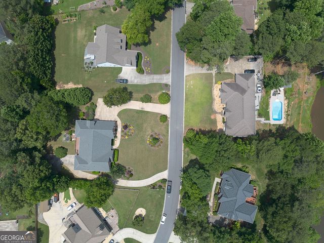 20 Spring Lake Trail NE, White, GA 30184