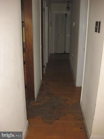 1025 SCOTT AVE, Upper Chichester, PA 19061