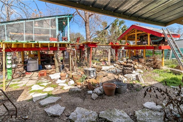 600 West Wm J Bryan Parkway, Bryan, TX 77803