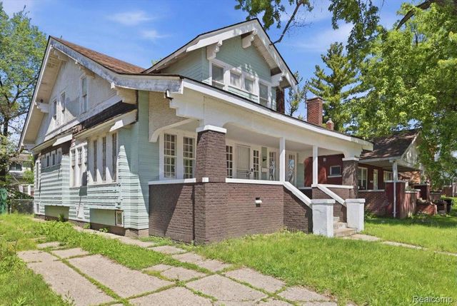 13335 Strathmoor Street, Detroit, MI 48227