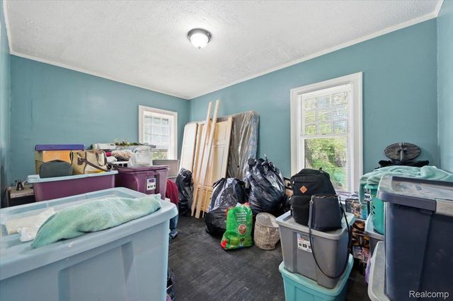 13335 Strathmoor Street, Detroit, MI 48227