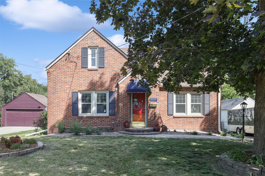 3119 47th Street, Des Moines, IA 50310