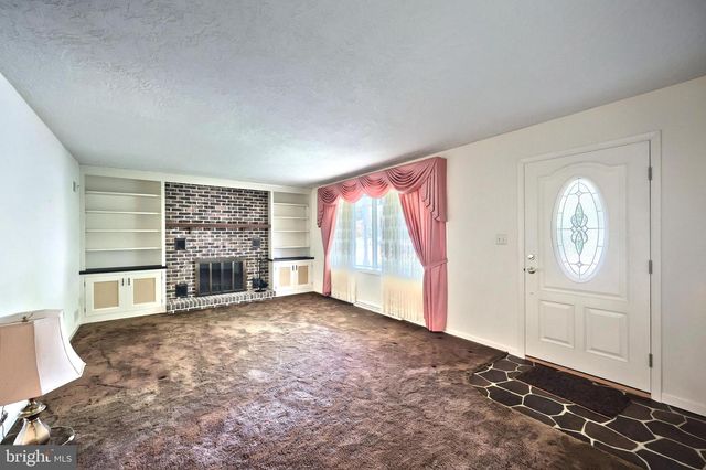 1970 HAMPTON RD, York, PA 17408
