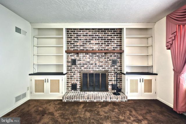 1970 HAMPTON RD, York, PA 17408