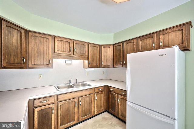1970 HAMPTON RD, York, PA 17408
