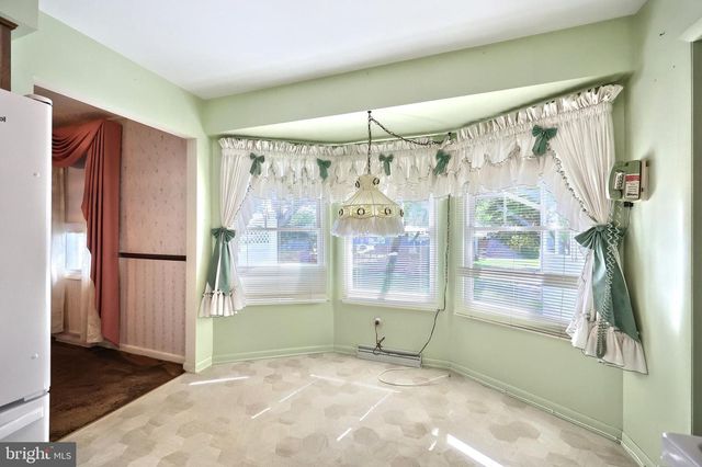 1970 HAMPTON RD, York, PA 17408