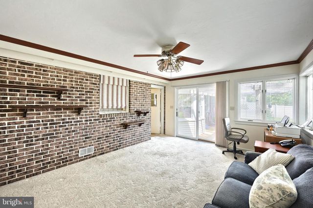 1970 HAMPTON RD, York, PA 17408