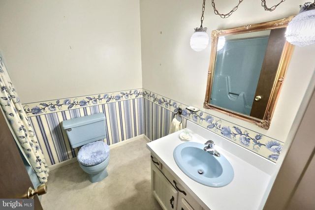 1970 HAMPTON RD, York, PA 17408