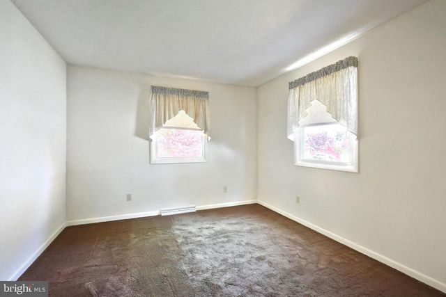 1970 HAMPTON RD, York, PA 17408