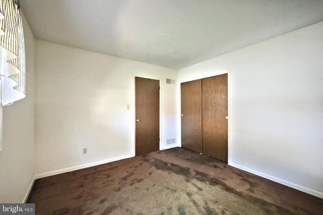 1970 HAMPTON RD, York, PA 17408