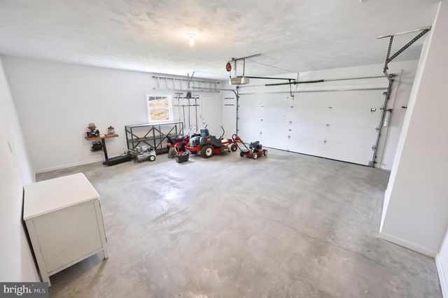 1970 HAMPTON RD, York, PA 17408