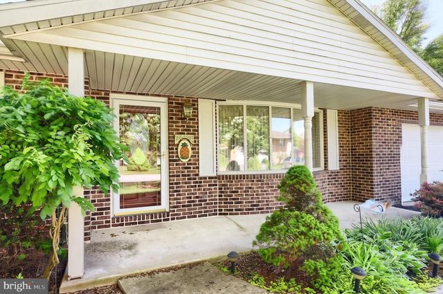 1970 HAMPTON RD, York, PA 17408
