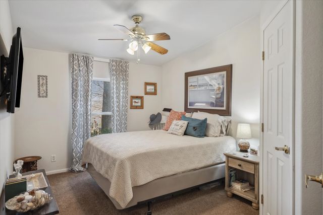 10165 Northlake Circle, Kemp, TX 75143