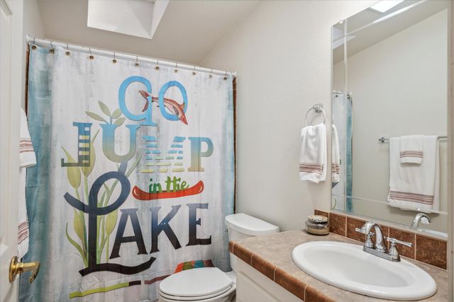 10165 Northlake Circle, Kemp, TX 75143