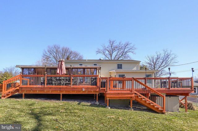 232 WINDING WAY, Camp Hill, PA 17011