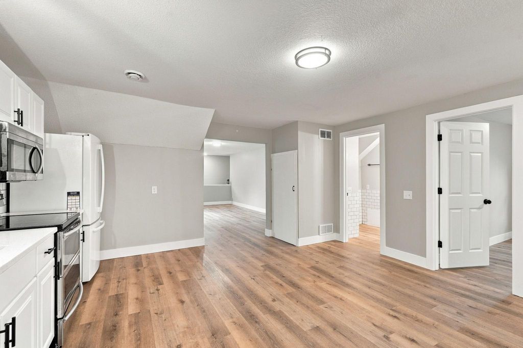 3813 Brunswick Avenue S, Saint Louis Park, MN 55416 — photo 2