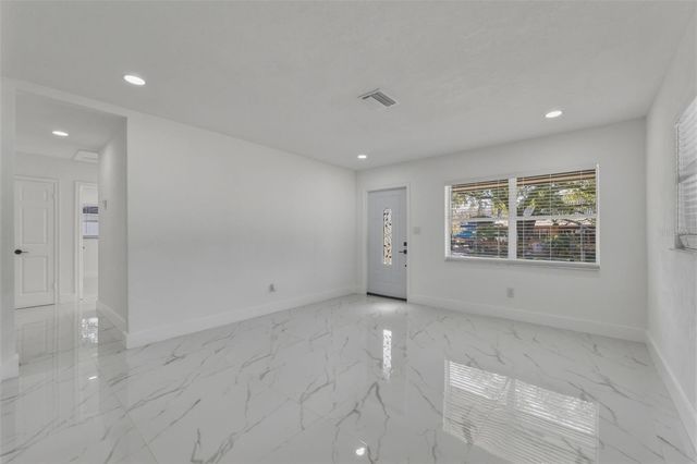 1413 MAY STREET, Lutz, FL 33548