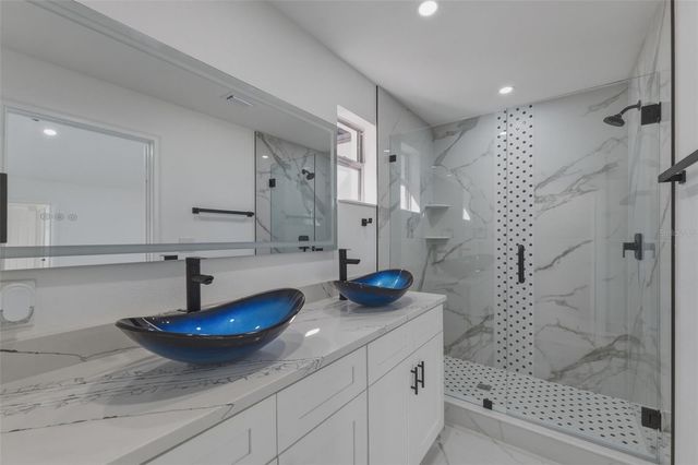 1413 MAY STREET, Lutz, FL 33548