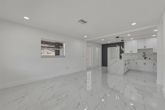 1413 MAY STREET, Lutz, FL 33548