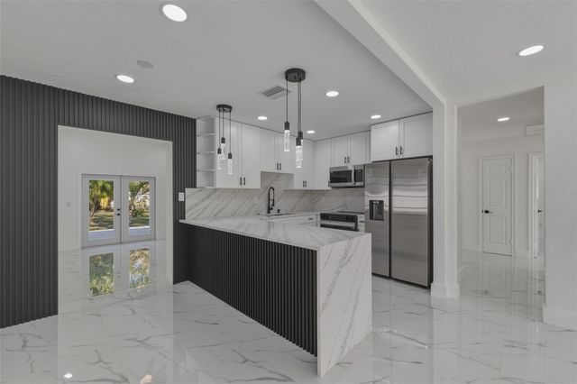 1413 MAY STREET, Lutz, FL 33548