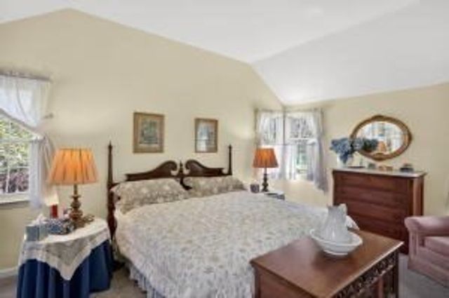 148 Seapine Rd, Chatham, MA 02650
