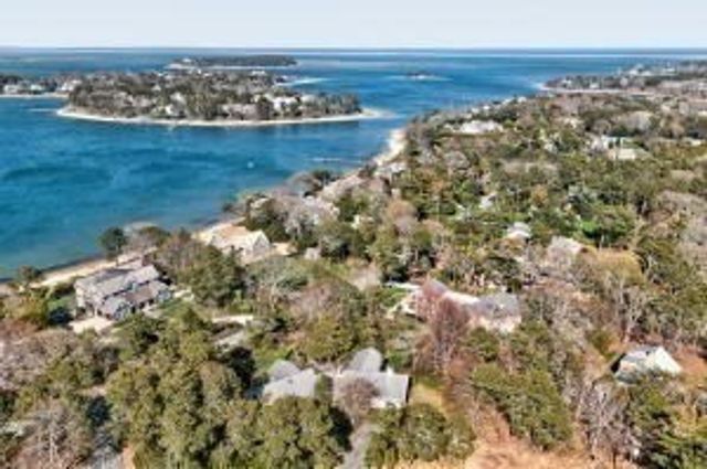 148 Seapine Rd, Chatham, MA 02650