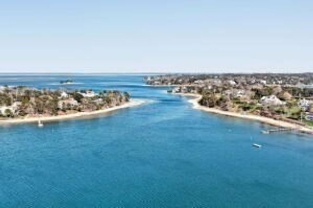148 Seapine Rd, Chatham, MA 02650