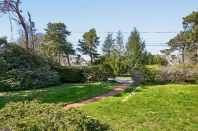 148 Seapine Rd, Chatham, MA 02650