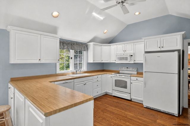 148 Seapine Rd, Chatham, MA 02650