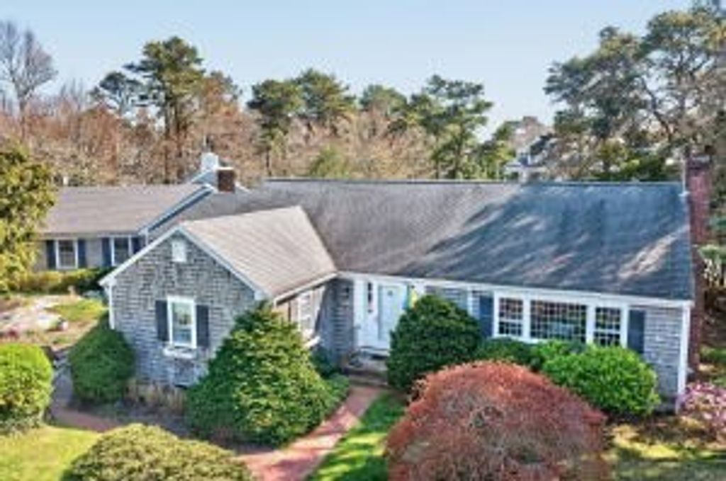 148 Seapine Rd, Chatham, MA 02650