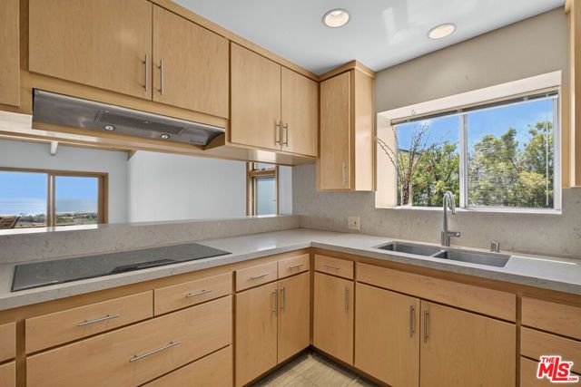 23907 Malibu Knolls Road, Malibu, CA 90265