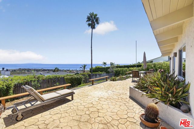23907 Malibu Knolls Road, Malibu, CA 90265