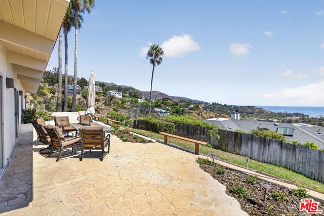 23907 Malibu Knolls Road, Malibu, CA 90265