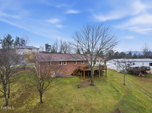121 Chateaugay Road, Kingsport, TN 37660
